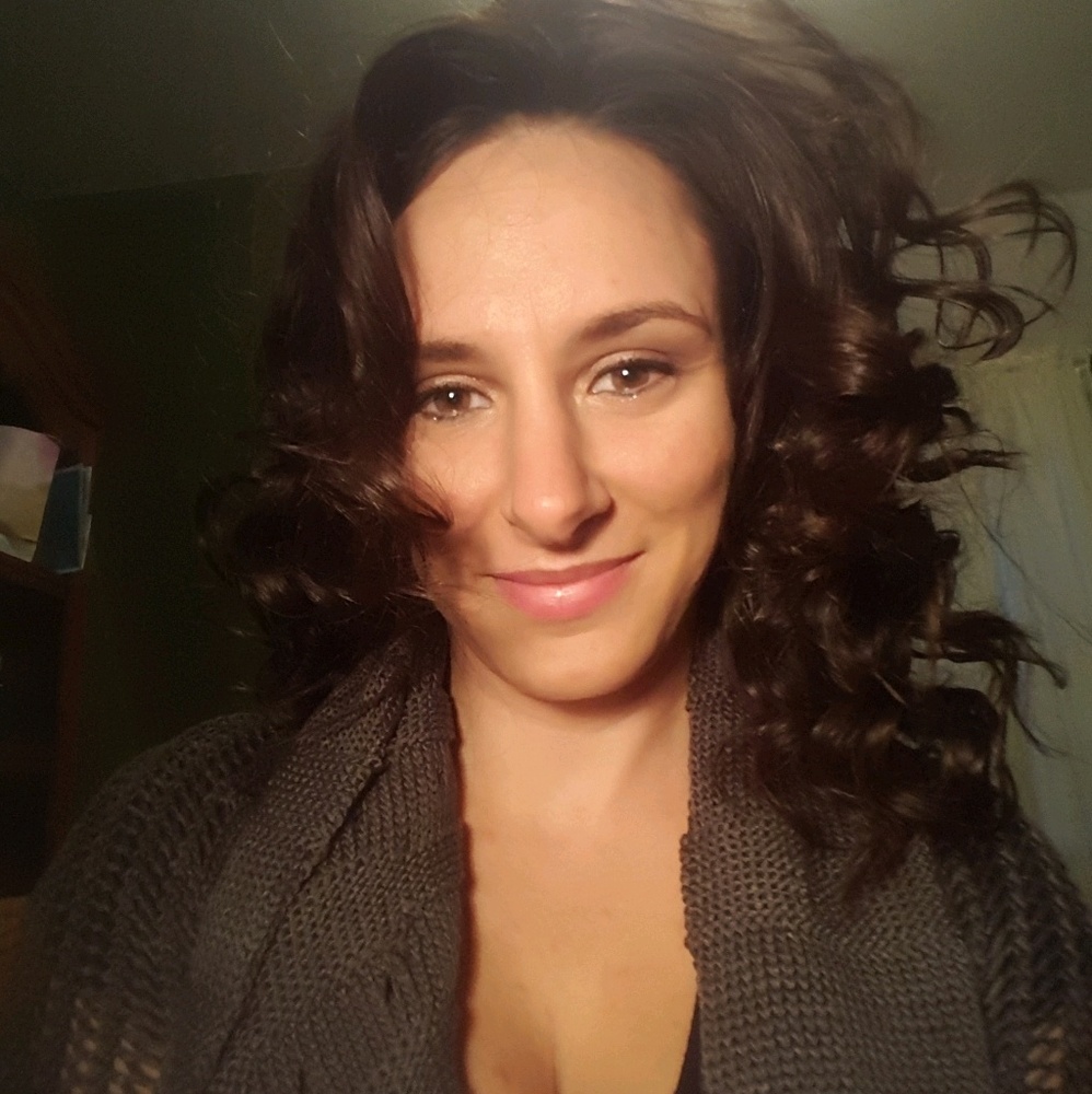 Meet your Posher, Julie